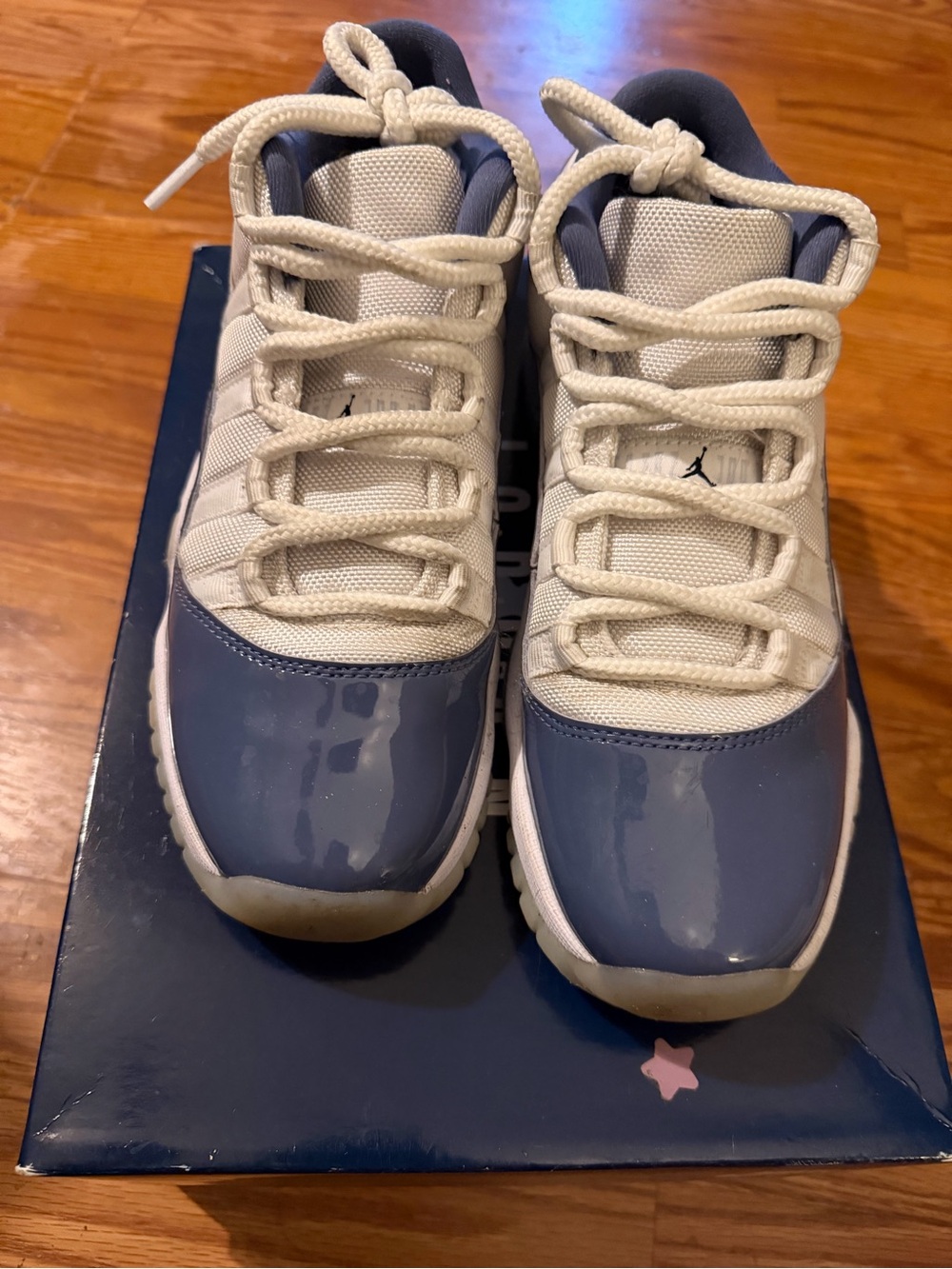 Jordan Kids Sneakers in White and Slate Blue
